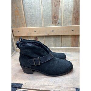 UGG Womens Black Suede Ankle Boots Size 7.5 Buckle Harness